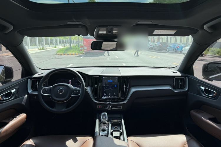 Used Volvo XC60 2022 B5 4x4 Zhiyi Luxury Edition Interior 6