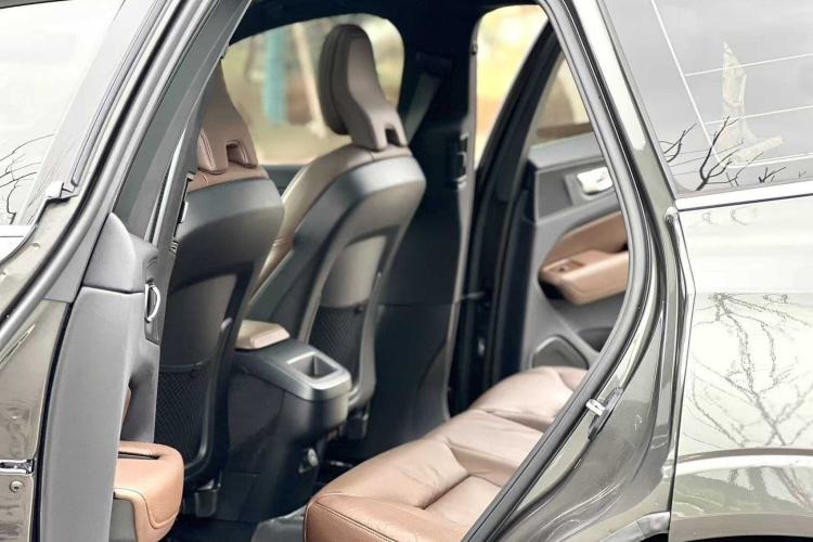 Used Volvo XC60 2022 B5 4x4 Smart Luxury Edition Interior 6