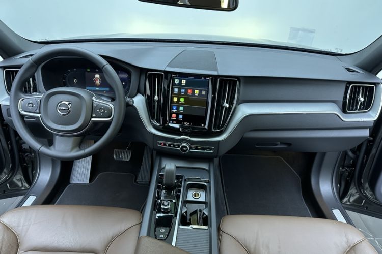 Used Volvo XC60 2022 B5 4x4 Zhiyi Luxury Edition Interior 6