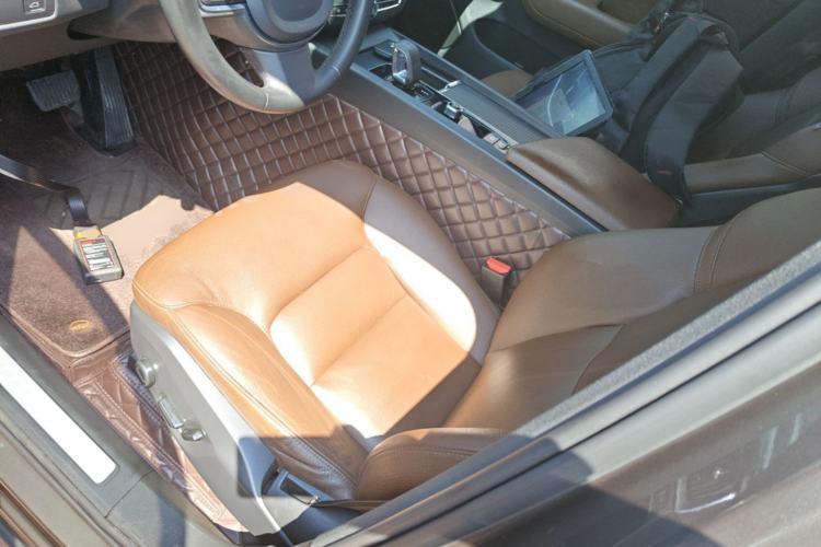 Used Volvo XC60 2022 B5 4x4 Zhiyi Luxury Edition Left Front Seat