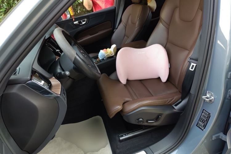 Used Volvo XC60 2022 B5 4x4 Zhiyi Luxury Edition Left Front Seat