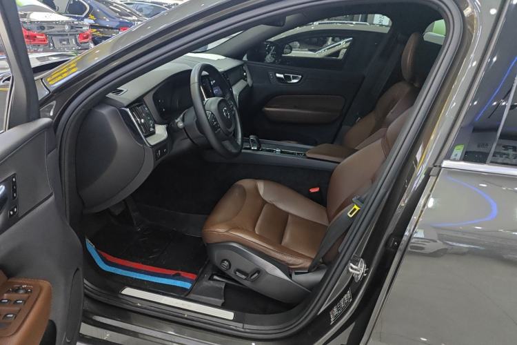 Used Volvo XC60 2022 B5 4x4 Zhiyi Luxury Edition Left Front Seat