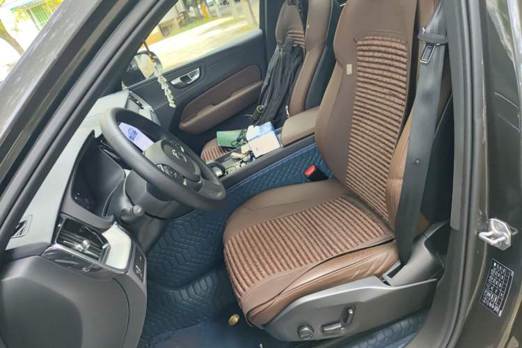 Used Volvo XC60 2022 B5 4x4 Zhiyi Luxury Edition Left Front Seat