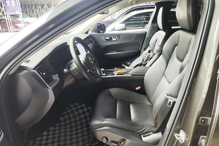 Used Volvo XC60 2022 B5 4x4 Zhiyi Luxury Edition Left Front Seat