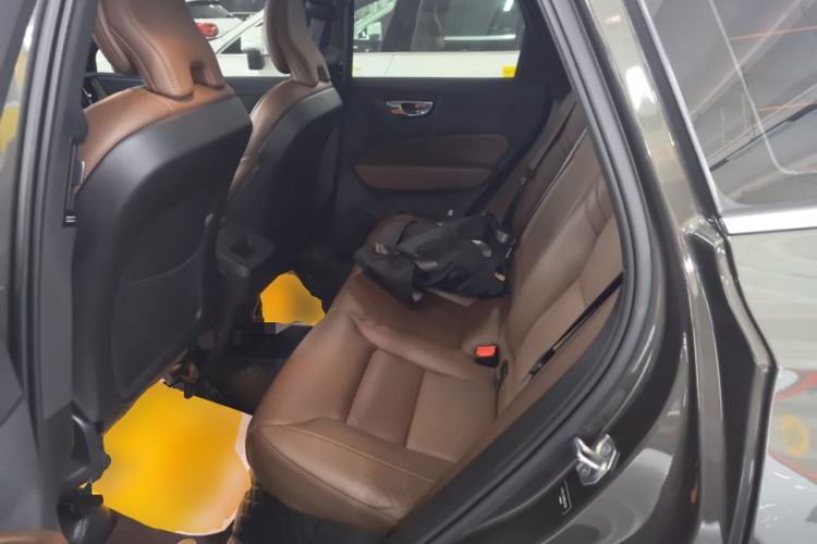Used Volvo XC60 2022 B5 4x4 Smart Luxury Edition Left Rear Seat