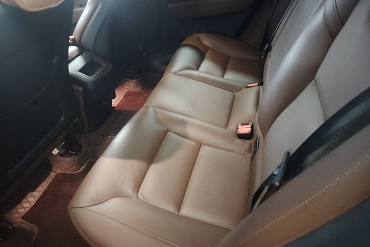 Used Volvo XC60 2022 B5 4x4 Smart Luxury Edition Left Rear Seat