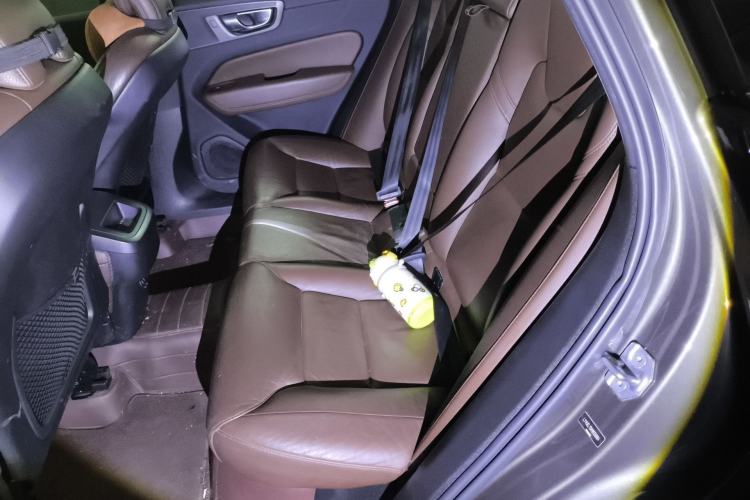 Used Volvo XC60 2022 B5 4x4 Smart Luxury Edition Left Rear Seat