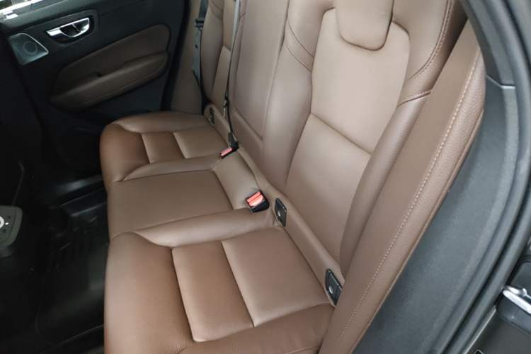Used Volvo XC60 2022 B5 4x4 Smart Luxury Edition Left Rear Seat
