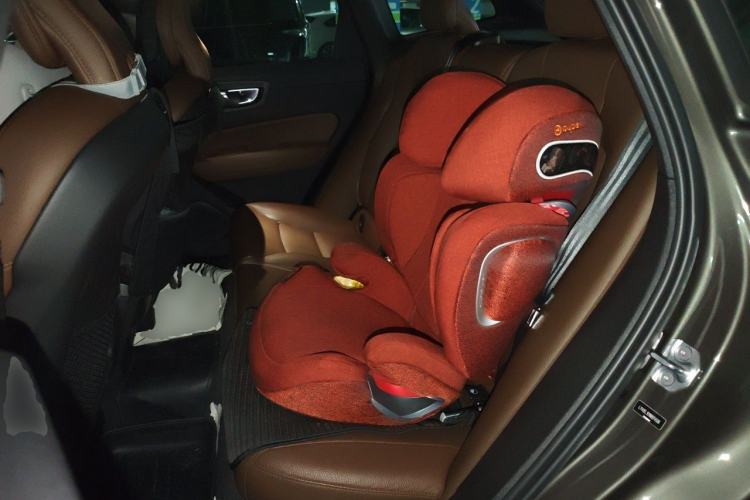 Used Volvo XC60 2022 B5 4x4 Zhiyi Luxury Edition Left Rear Seat
