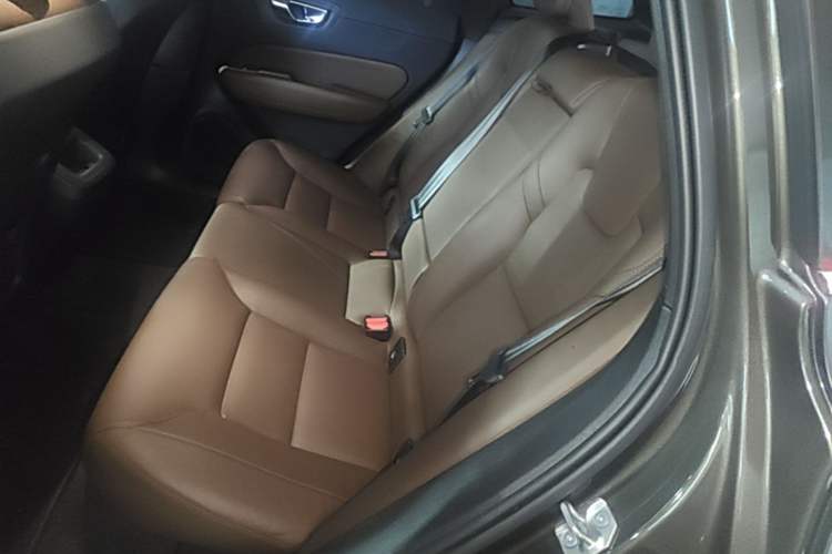 Used Volvo XC60 2022 B5 4x4 Zhiyi Luxury Edition Left Rear Seat