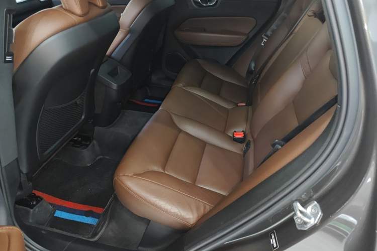 Used Volvo XC60 2022 B5 4x4 Zhiyi Luxury Edition Left Rear Seat