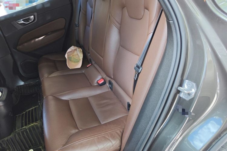 Used Volvo XC60 2022 B5 4x4 Zhiyi Luxury Edition Left Rear Seat