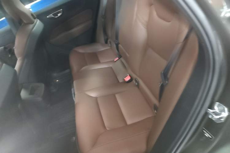 Used Volvo XC60 2022 B5 4x4 Smart Luxury Edition Left Rear Seat