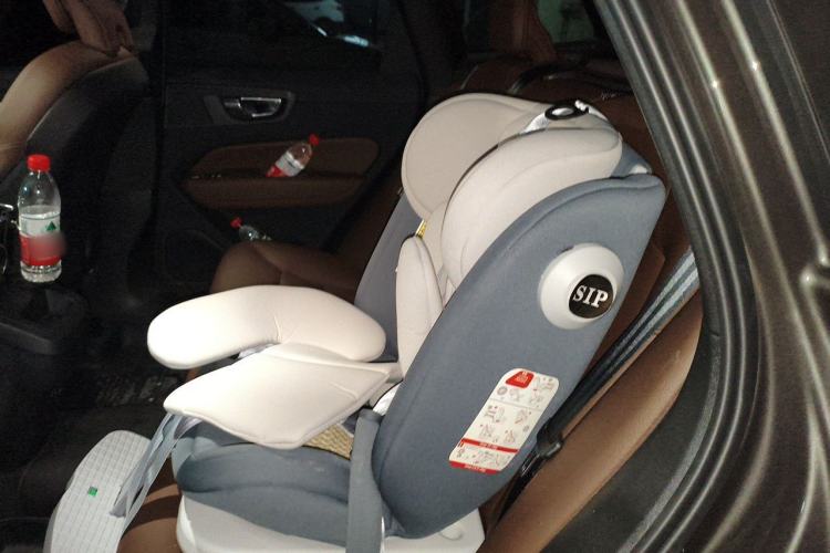 Used Volvo XC60 2022 B5 4x4 Zhiyi Luxury Edition Left Rear Seat