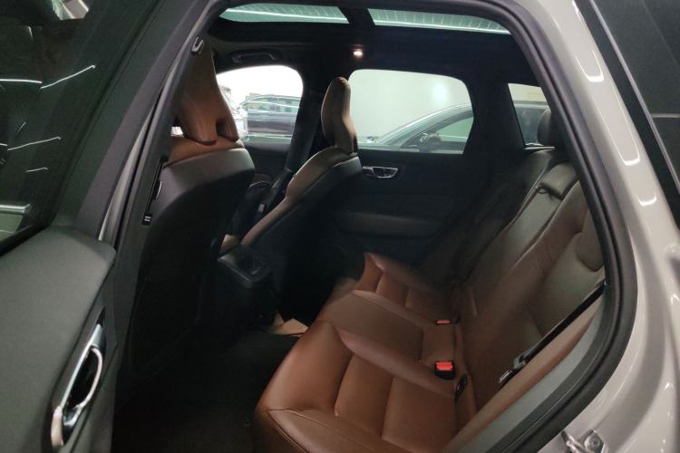 Used Volvo XC60 2022 B5 4x4 Zhiyi Luxury Edition Left Rear Seat