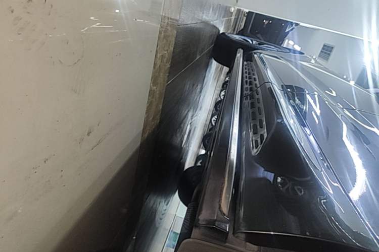 Used Volvo XC60 2022 B5 4x4 Zhiyi Luxury Edition Left Side Sill