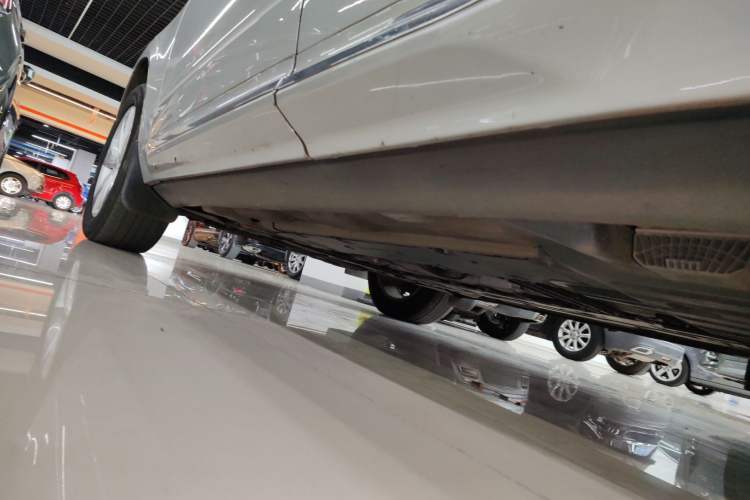 Used Volvo XC60 2022 B5 4x4 Zhiyi Luxury Edition Left Side Sill