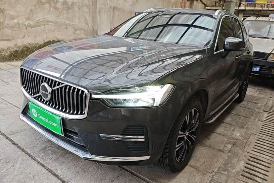 Volvo XC60 2022