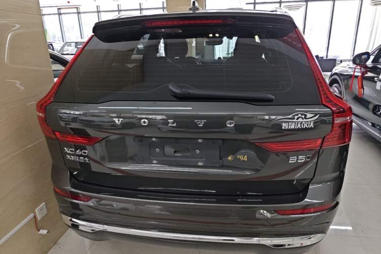 Used Volvo XC60 2022 B5 4x4 Smart Luxury Edition Rear