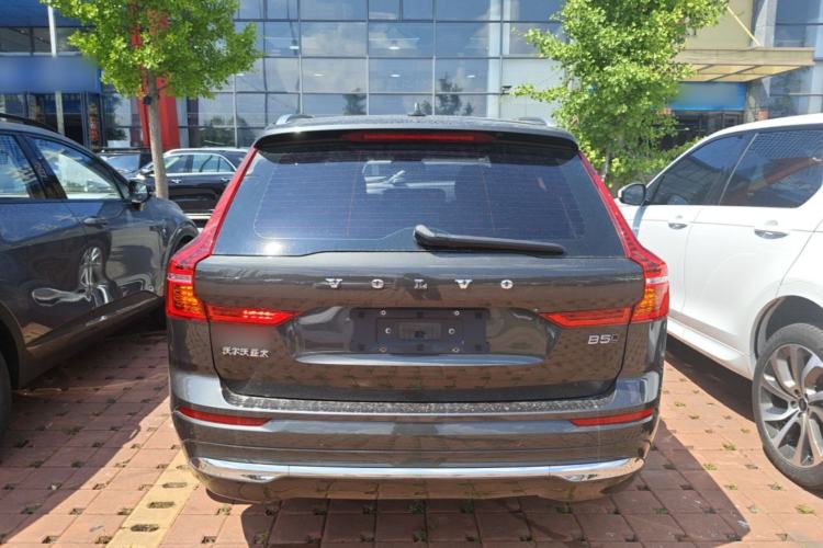 Used Volvo XC60 2022 B5 4x4 Zhiyi Luxury Edition Rear