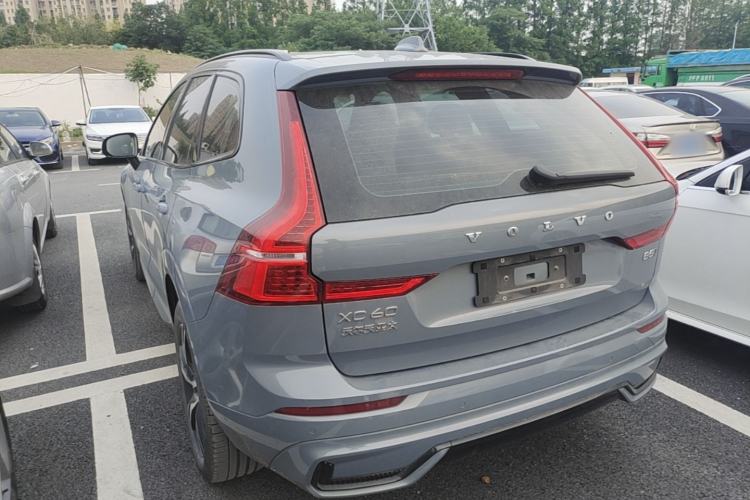 Used Volvo XC60 2022 B5 4x4 Smart & Advanced Sport Edition Rear Left 45 Deg