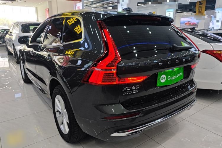 Used Volvo XC60 2022 B5 4x4 Zhiyi Luxury Edition Rear Left 45 Deg