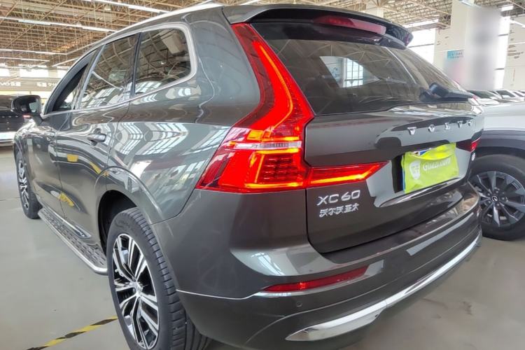 Used Volvo XC60 2022 B5 4x4 Smart Luxury Edition Rear Left 45 Deg
