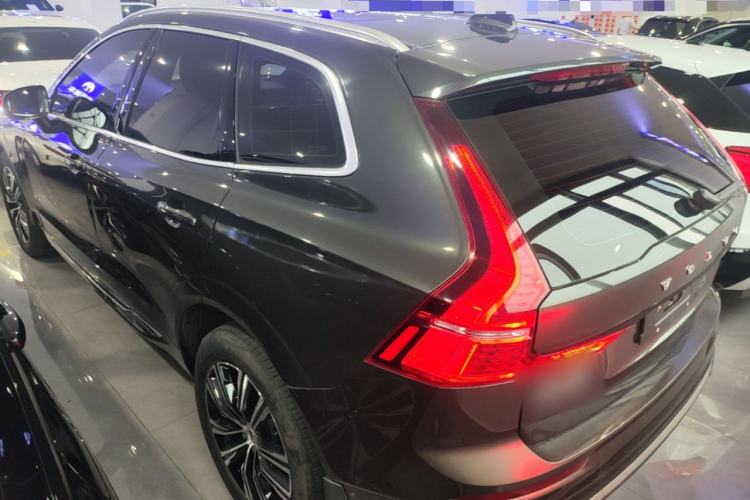 Used Volvo XC60 2022 B5 4x4 Smart Luxury Edition Rear Left 45 Deg