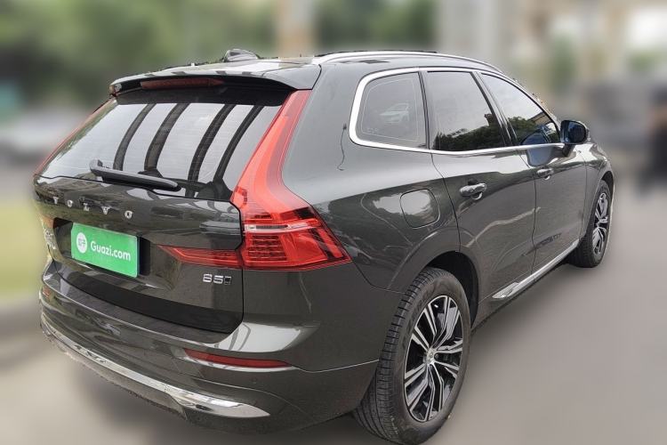 Used Volvo XC60 2022 B5 4x4 Smart Luxury Edition Rear Right 45 Deg