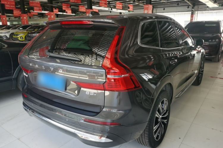 Used Volvo XC60 2022 B5 4x4 Smart Luxury Edition Rear Right 45 Deg