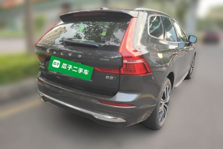 Used Volvo XC60 2022 B5 4x4 Smart Luxury Edition Rear Right 45 Deg