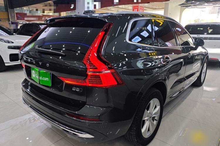 Used Volvo XC60 2022 B5 4x4 Zhiyi Luxury Edition Rear Right 45 Deg