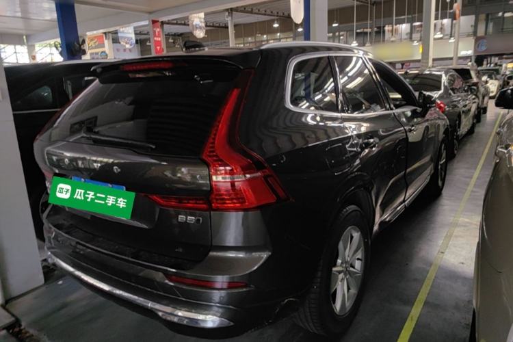 Used Volvo XC60 2022 B5 4x4 Zhiyi Luxury Edition Rear Right 45 Deg