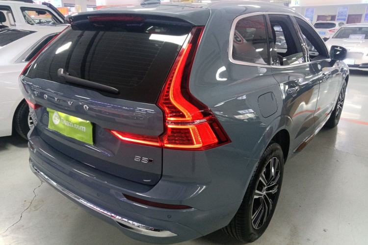 Used Volvo XC60 2022 B5 4x4 Smart Luxury Edition Rear Right 45 Deg