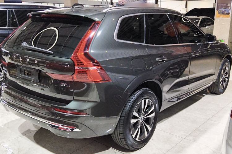 Used Volvo XC60 2022 B5 4x4 Zhiyi Luxury Edition Rear Right 45 Deg