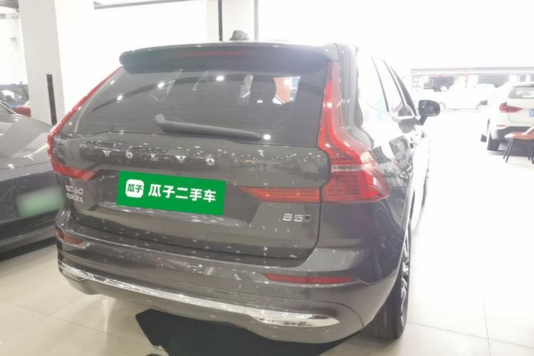 Used Volvo XC60 2022 B5 4x4 Smart Luxury Edition Rear Right 45 Deg