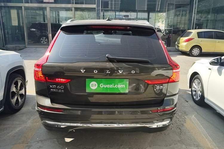 Used Volvo XC60 2022 B5 4x4 Smart Luxury Edition Rear