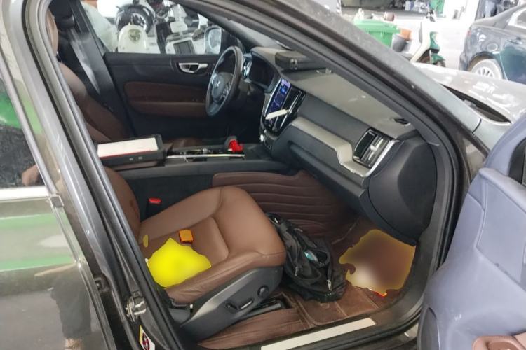 Used Volvo XC60 2022 B5 4x4 Zhiyi Luxury Edition Right Front Seat