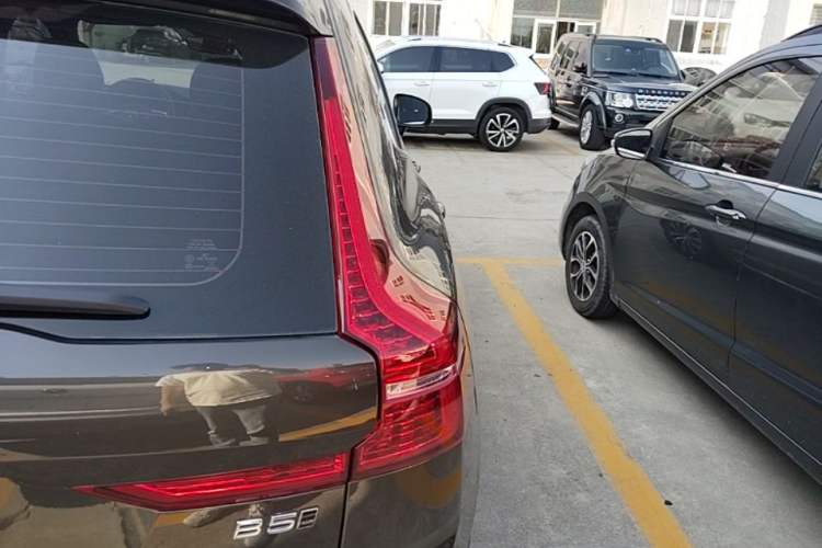 Used Volvo XC60 2022 B5 4x4 Smart Luxury Edition Right Rear Taillight