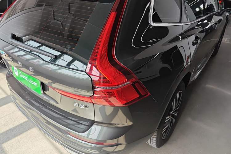 Used Volvo XC60 2022 B5 4x4 Smart Luxury Edition Right Rear Taillight