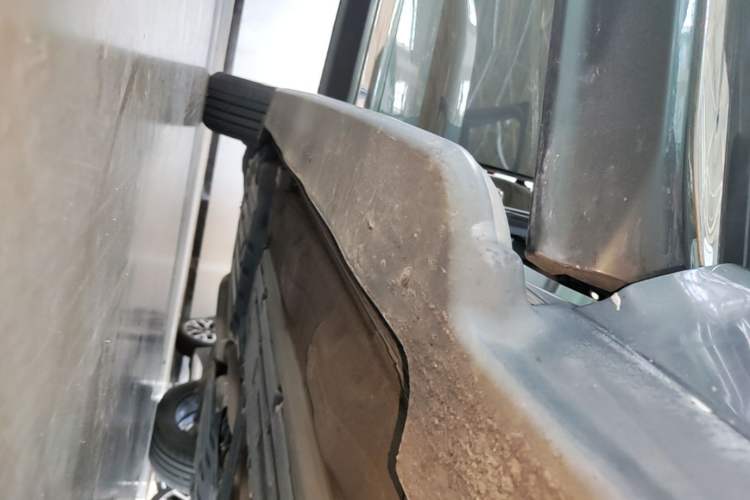 Used Volvo XC60 2022 B5 4x4 Smart Luxury Edition Right Side Sill