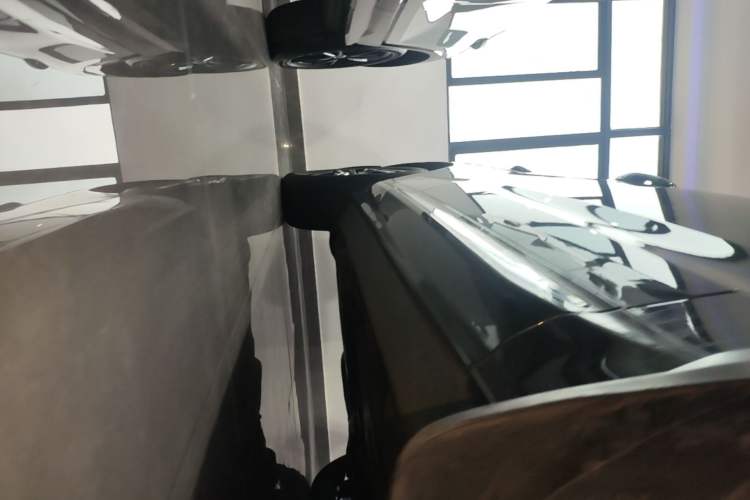 Used Volvo XC60 2022 B5 4x4 Smart Luxury Edition Right Side Sill