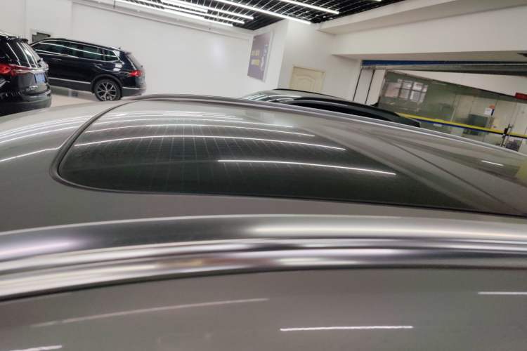Used Volvo XC60 2022 B5 4x4 Zhiyi Luxury Edition Roof