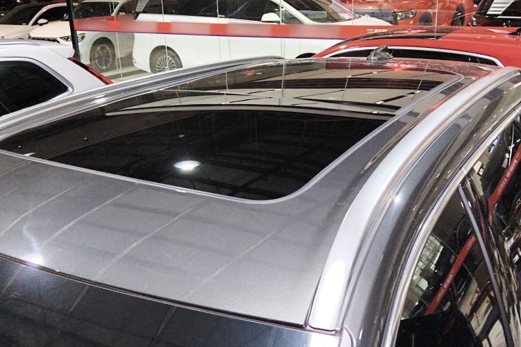 Used Volvo XC60 2022 B5 4x4 Zhiyi Luxury Edition Roof