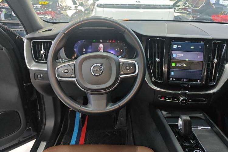 Used Volvo XC60 2022 B5 4x4 Zhiyi Luxury Edition Steering Wheel
