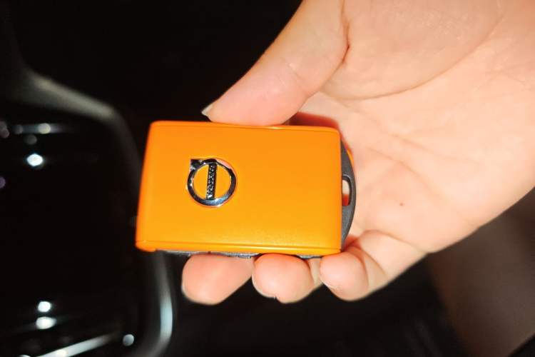 Used Volvo XC60 2022 B5 4x4 Zhiyi Luxury Edition Vehicle Key