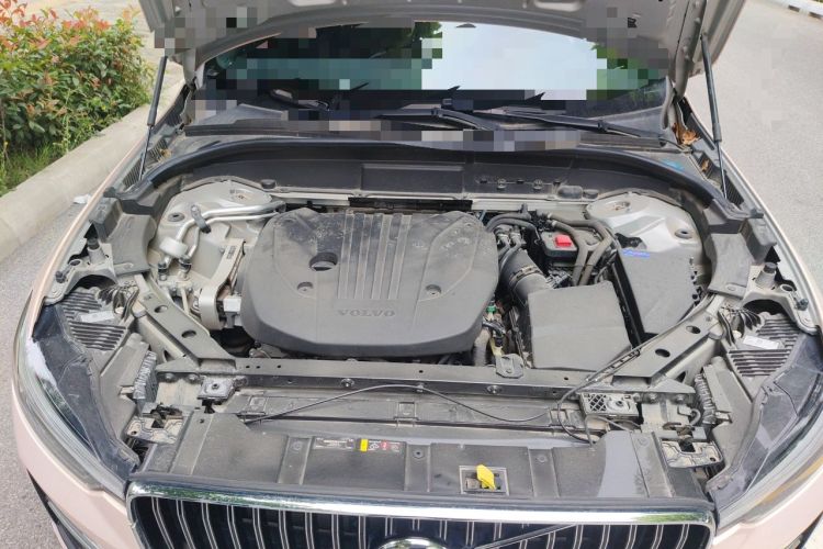 Used Volvo XC60 2022 B5 4x4 Smart Luxury Edition Engine Bay