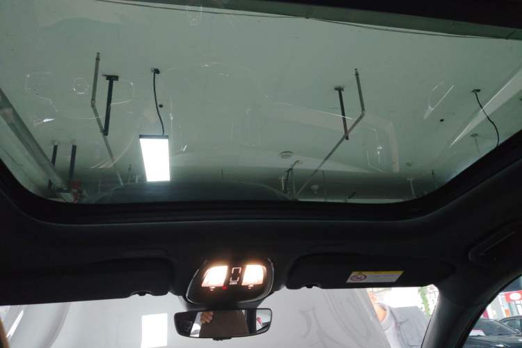 Used Volvo XC60 2022 B5 4x4 Smart Luxury Edition Headliner