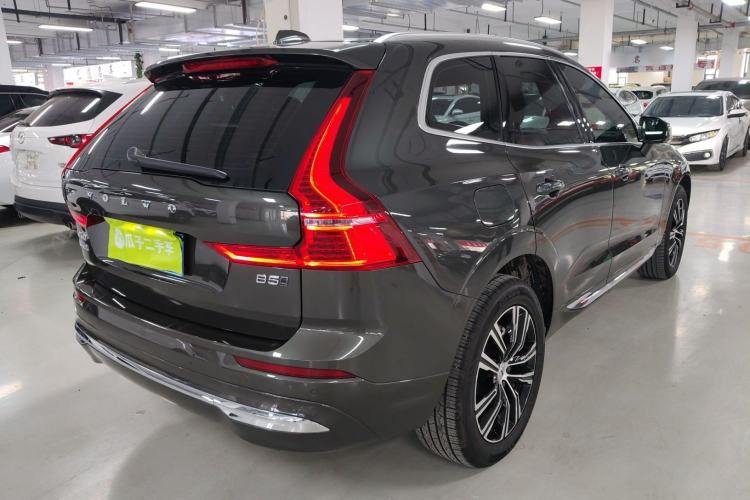 Used Volvo XC60 2022 B5 4x4 Smart Luxury Edition Rear Right 45 Deg
