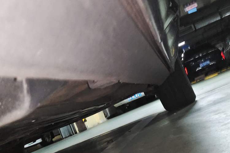 Used Volvo XC60 2022 B5 4x4 Smart Luxury Edition Chassis Rear Right